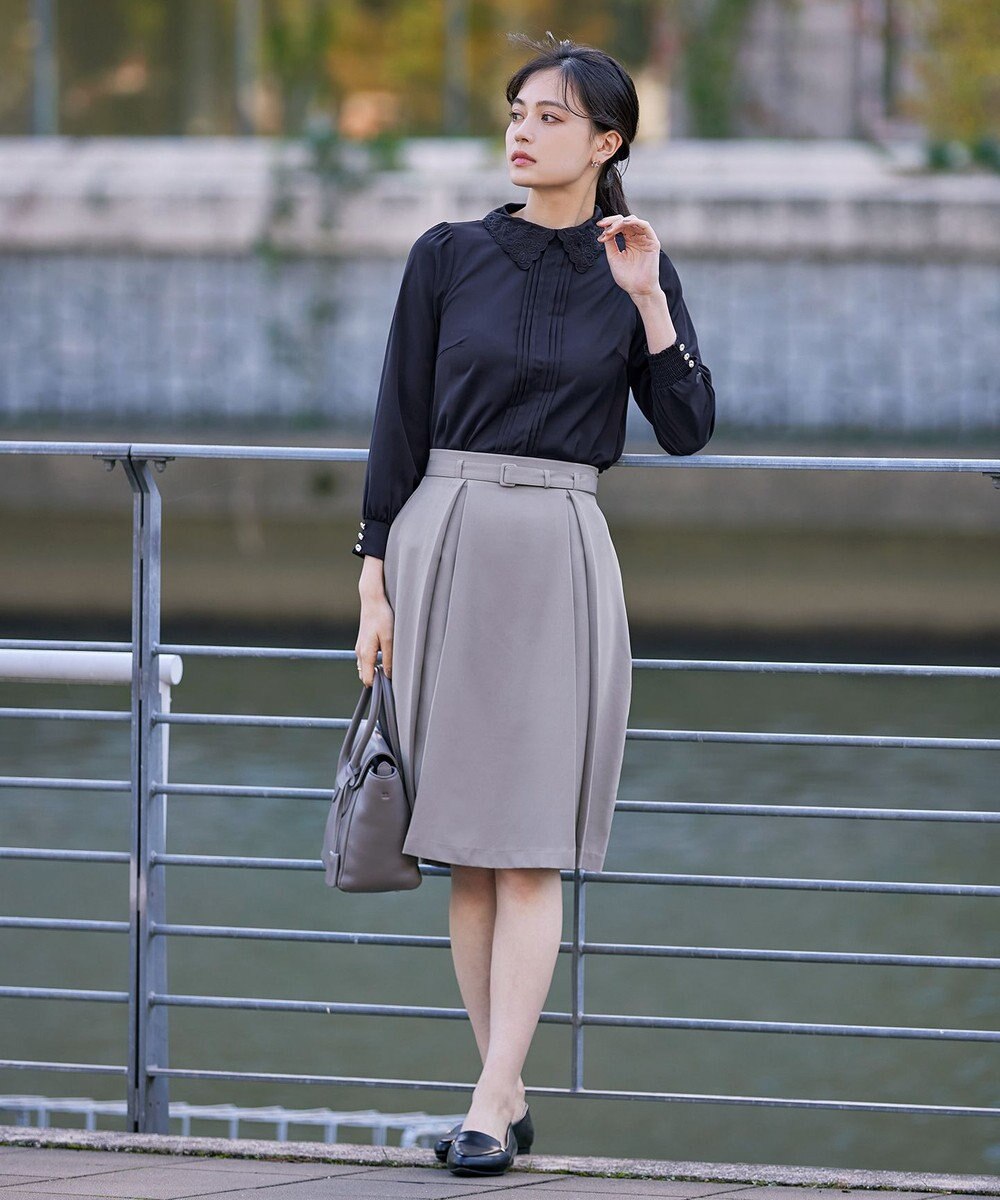 Tiaclasse L 【洗える】襟刺繍ピンタックブラウス 