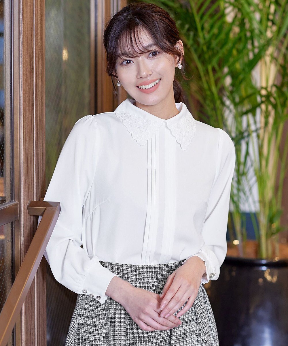 Tiaclasse L 【洗える】襟刺繍ピンタックブラウス 