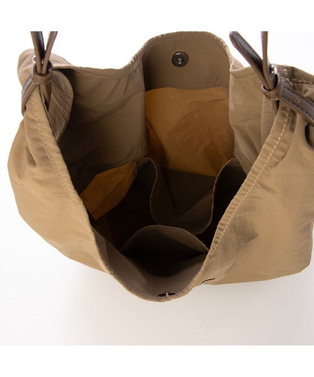 UNBILLION カシュカシュ cachecache / アニマルドローイング刺繍ナイロントート 