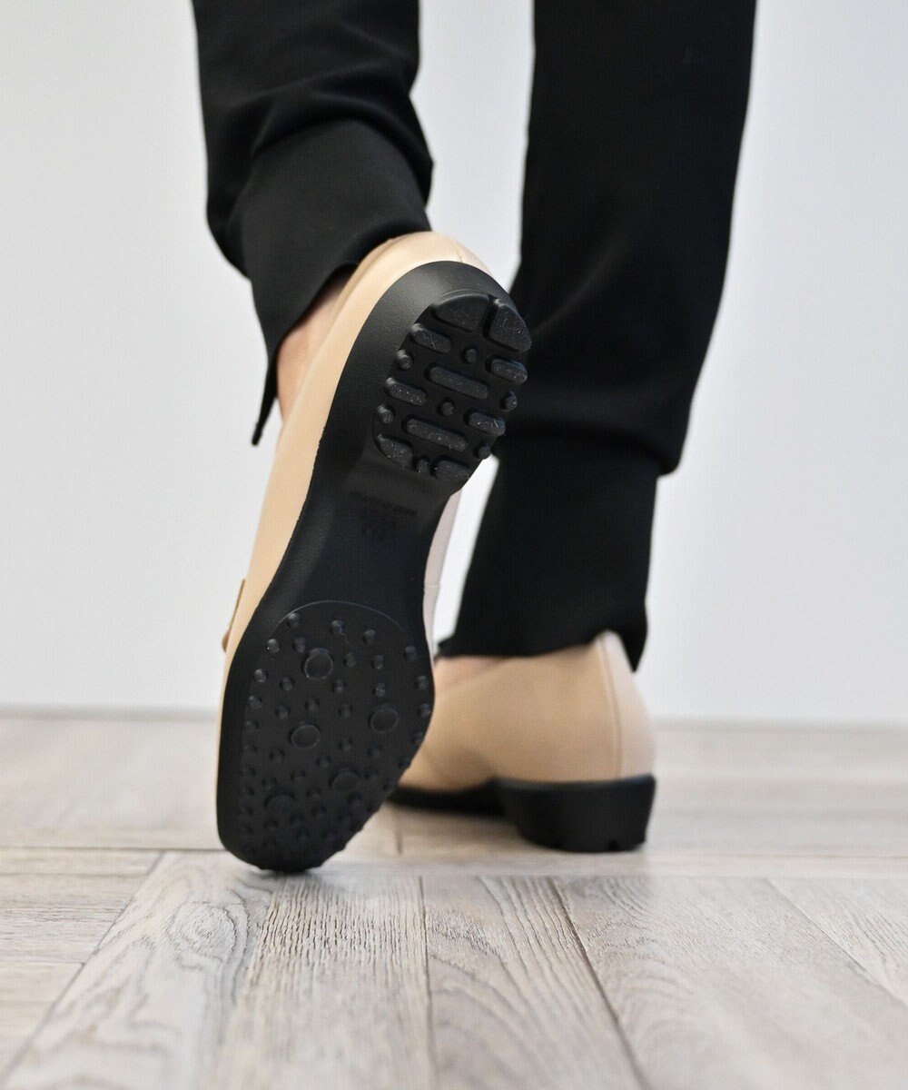 Pointer 【石岡真実さん着用】日本製 本革超軽量チェーンモチーフローファー 