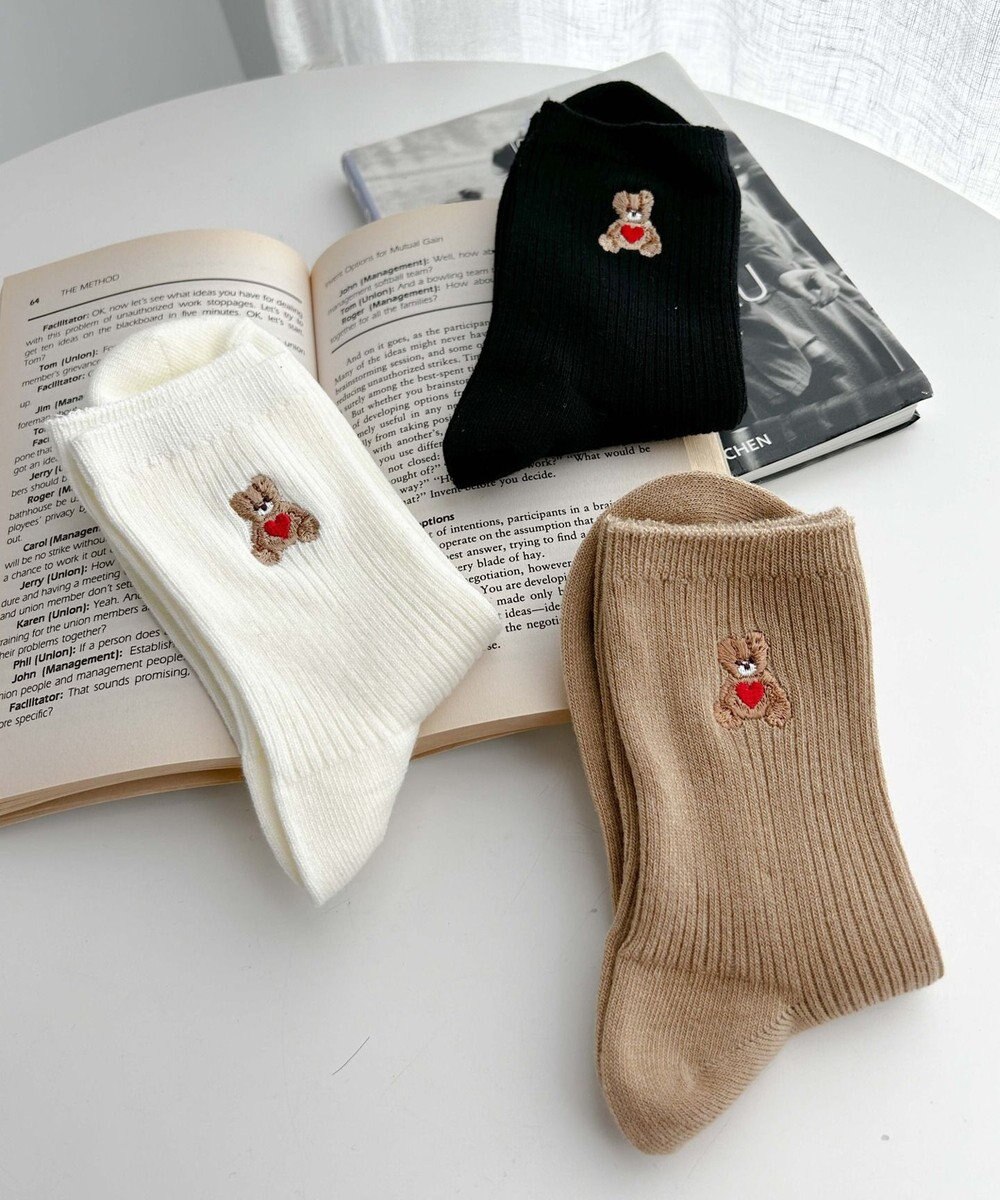 WEGO ハートクマ刺繍ソックス 
