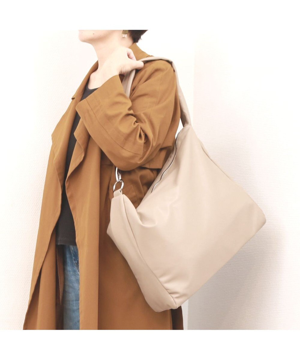 UNBILLION カシュカシュ cachecache / ソフト合皮スクエアホーボーショルダーバッグ 