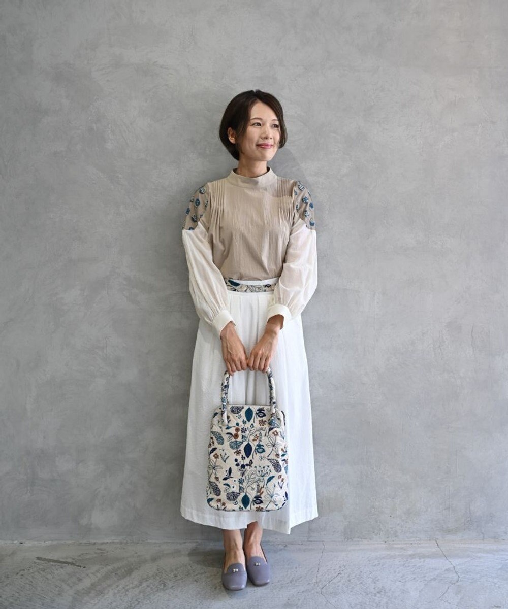 AND WOOL 筆記帳刺繍のバッグ 