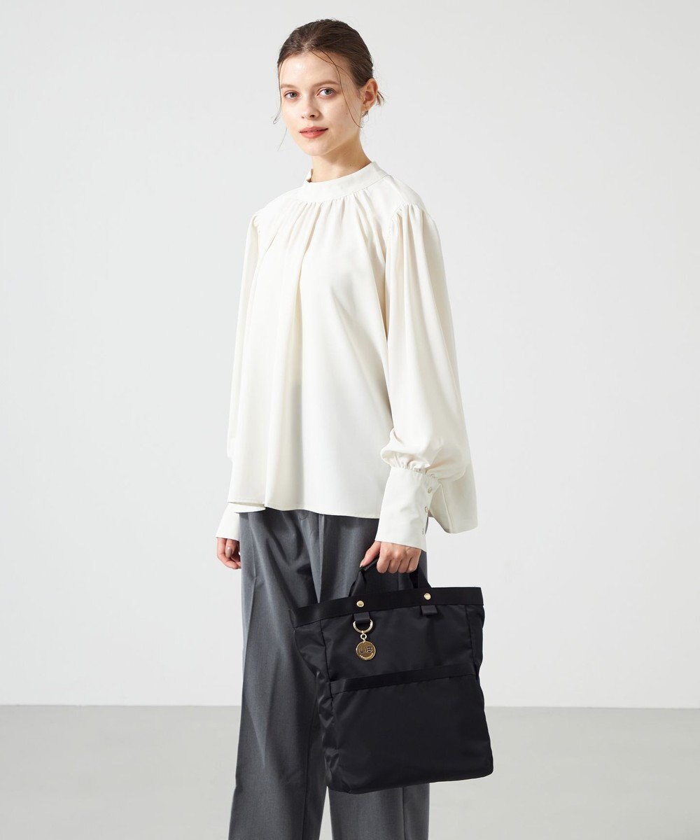 LA BAGAGERIE チャーム付き　ナイロンリュック 