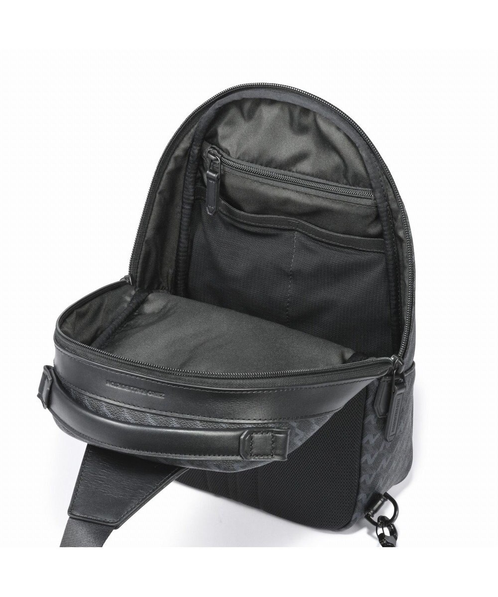 ZERO HALLIBURTON  ZH-モノグラム ショルダーバッグ 7L 630g 81523 