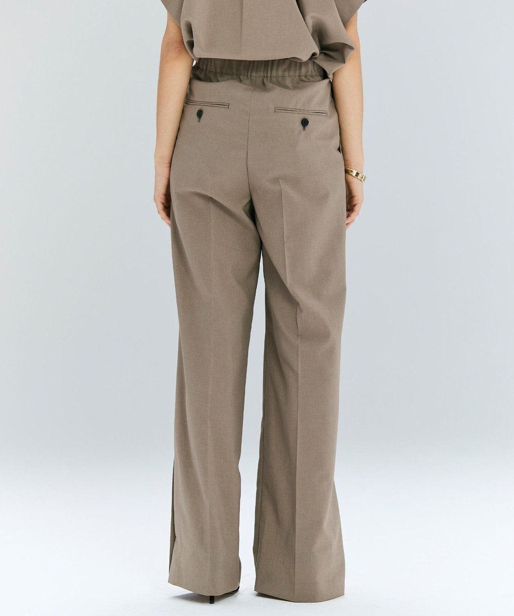 BEIGE， 【洗える/接触冷感/速乾/UVケア対応・Precious ９月号掲載】BATEAU / イージーウエストサイドスリットタックパンツ 