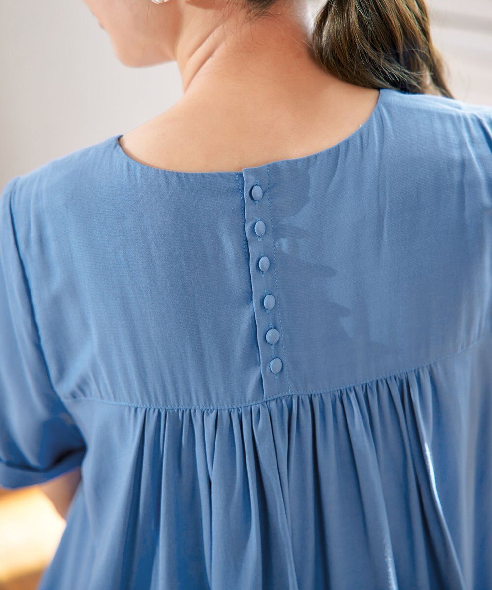 Tiaclasse 【洗える】バックギャザーフレアチュニックブラウス 