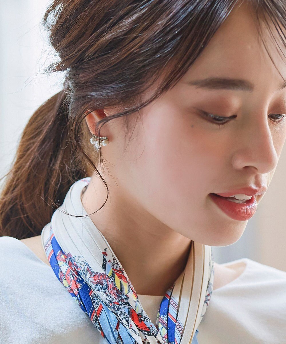 Tiaclasse 【金属アレルギー対応】3粒パールピアス 