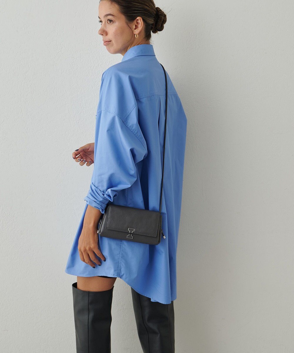 IACUCCI アバ ウォレットショルダー CERVO 