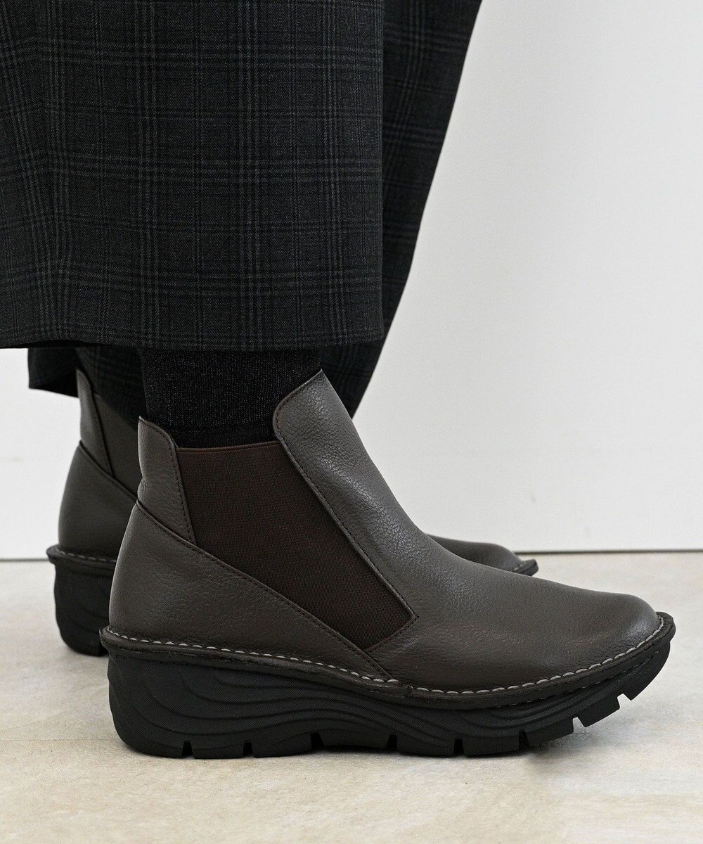 Pointer 本革超軽量サイドゴアショートブーツ 