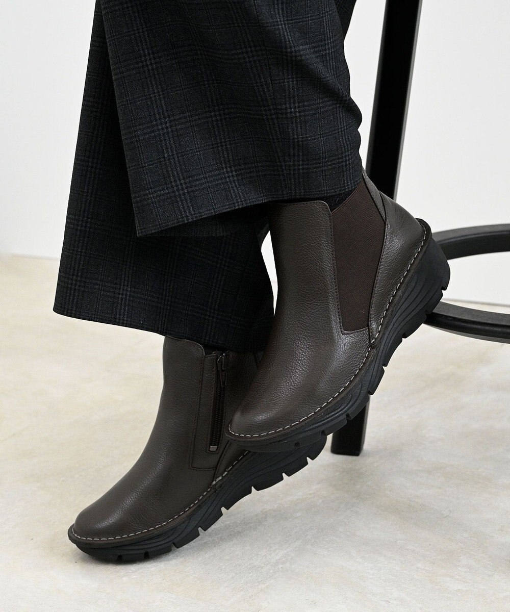 Pointer 本革超軽量サイドゴアショートブーツ 