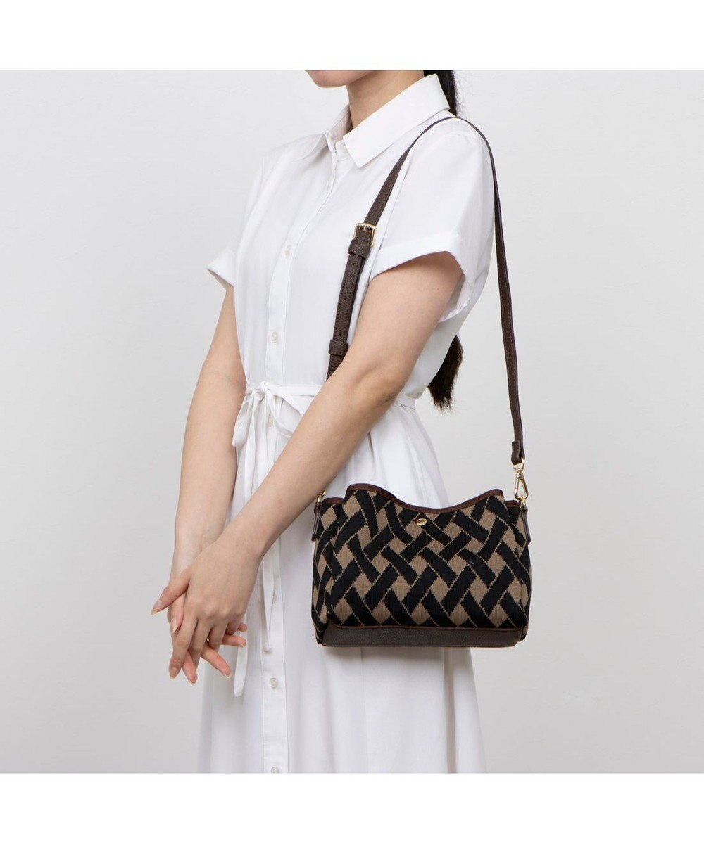 UNBILLION カシュカシュ cachecache / 柄アソートジャガード三つ口ショルダーバッグ 