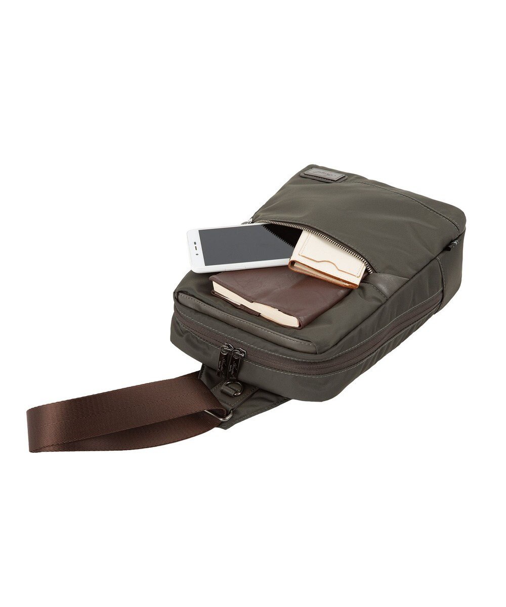 ACE BAGS & LUGGAGE Arcapel バネオ ボディバッグ 68832 アルカペル 