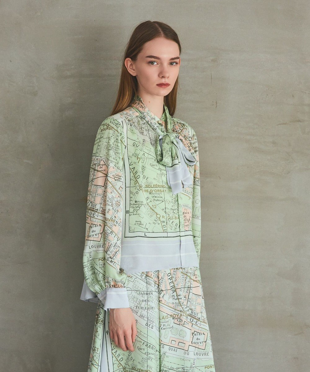 GRACE CONTINENTAL パリスカーフプリントブラウス 