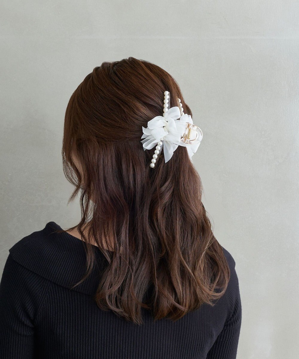 Phoebe フリルリボンパールバンスクリップ　ホワイト 
