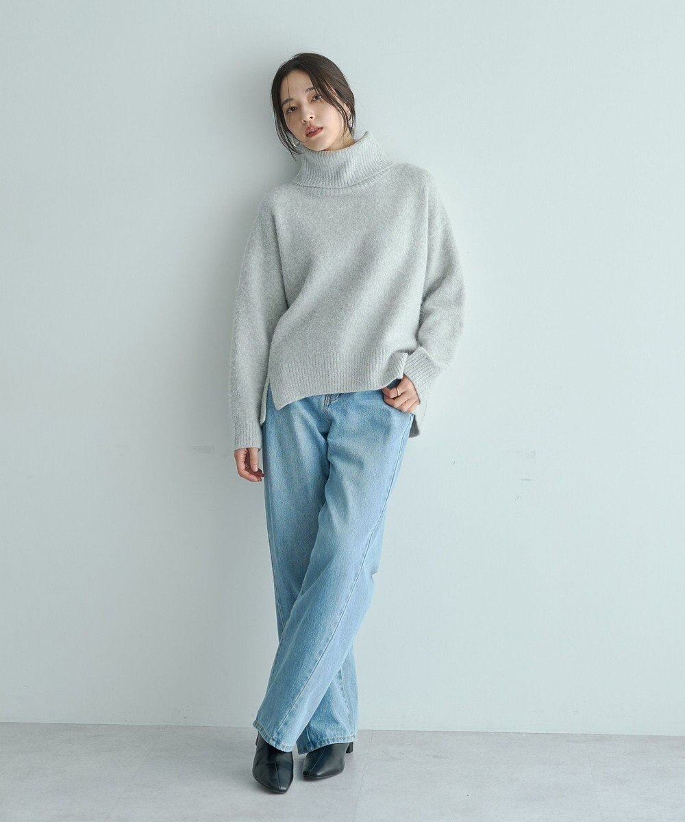 YECCA VECCA スリットタートルネックニット 