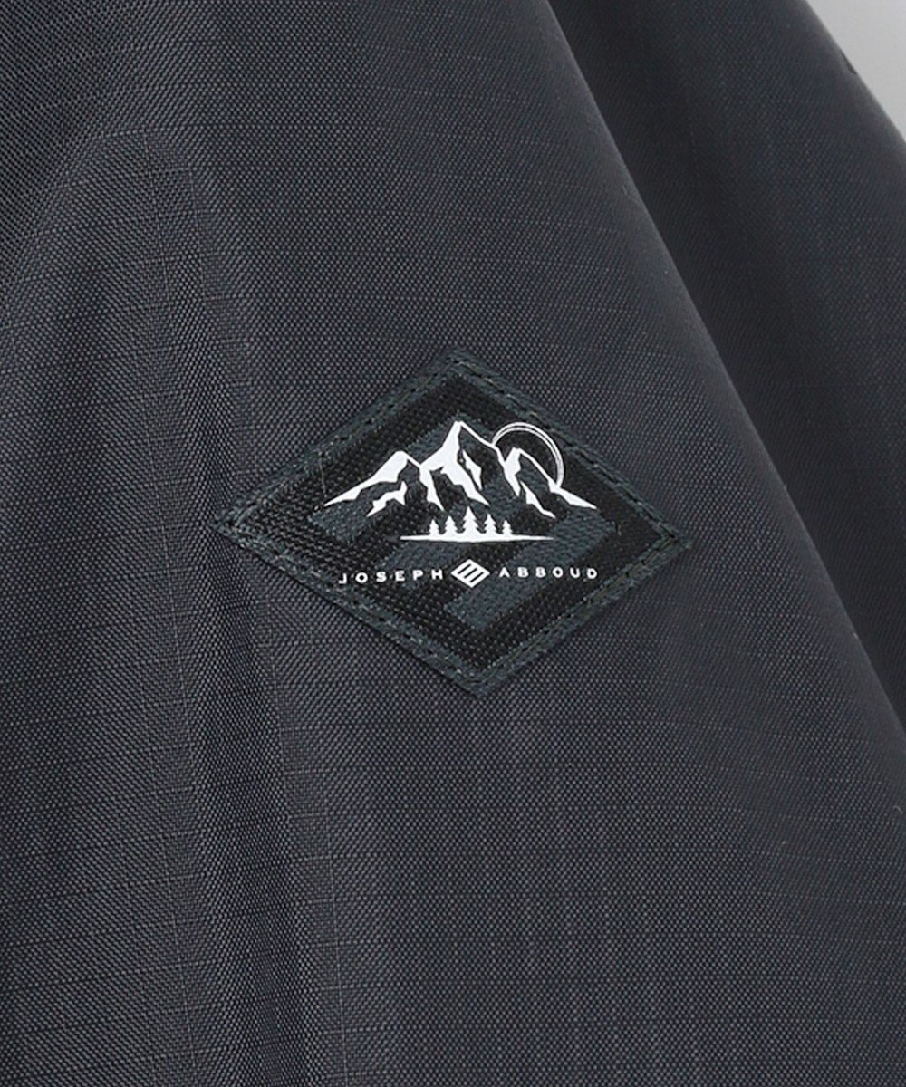 JOSEPH ABBOUD MOUNTAIN 【UNISEX】リサイクルナイロンリップ コート 