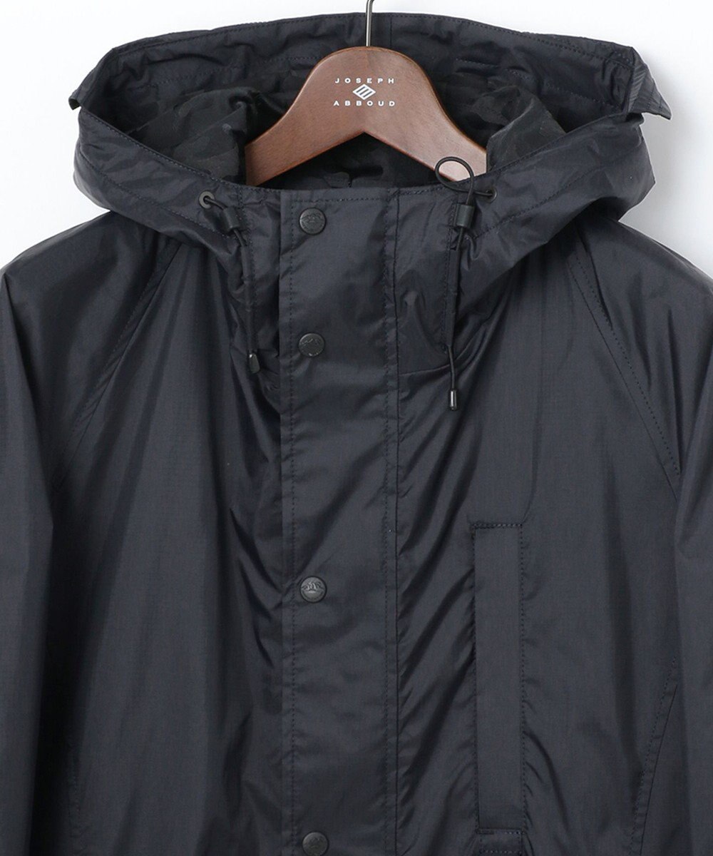 JOSEPH ABBOUD MOUNTAIN 【UNISEX】リサイクルナイロンリップ コート 