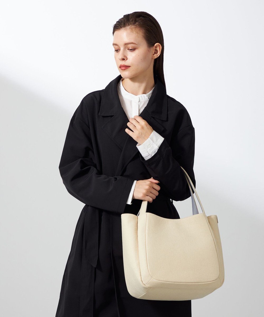 Y'SACCS フェルトトート　Mサイズ 