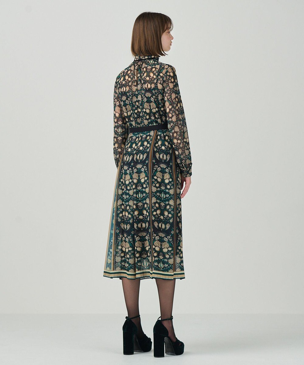 GRACE CONTINENTAL ハイネックボウタイプリントワンピース 