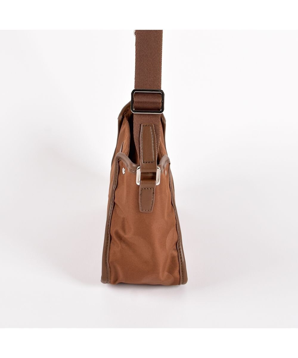 Y'SACCS ヒートエンボス ポルカドットポシェット 