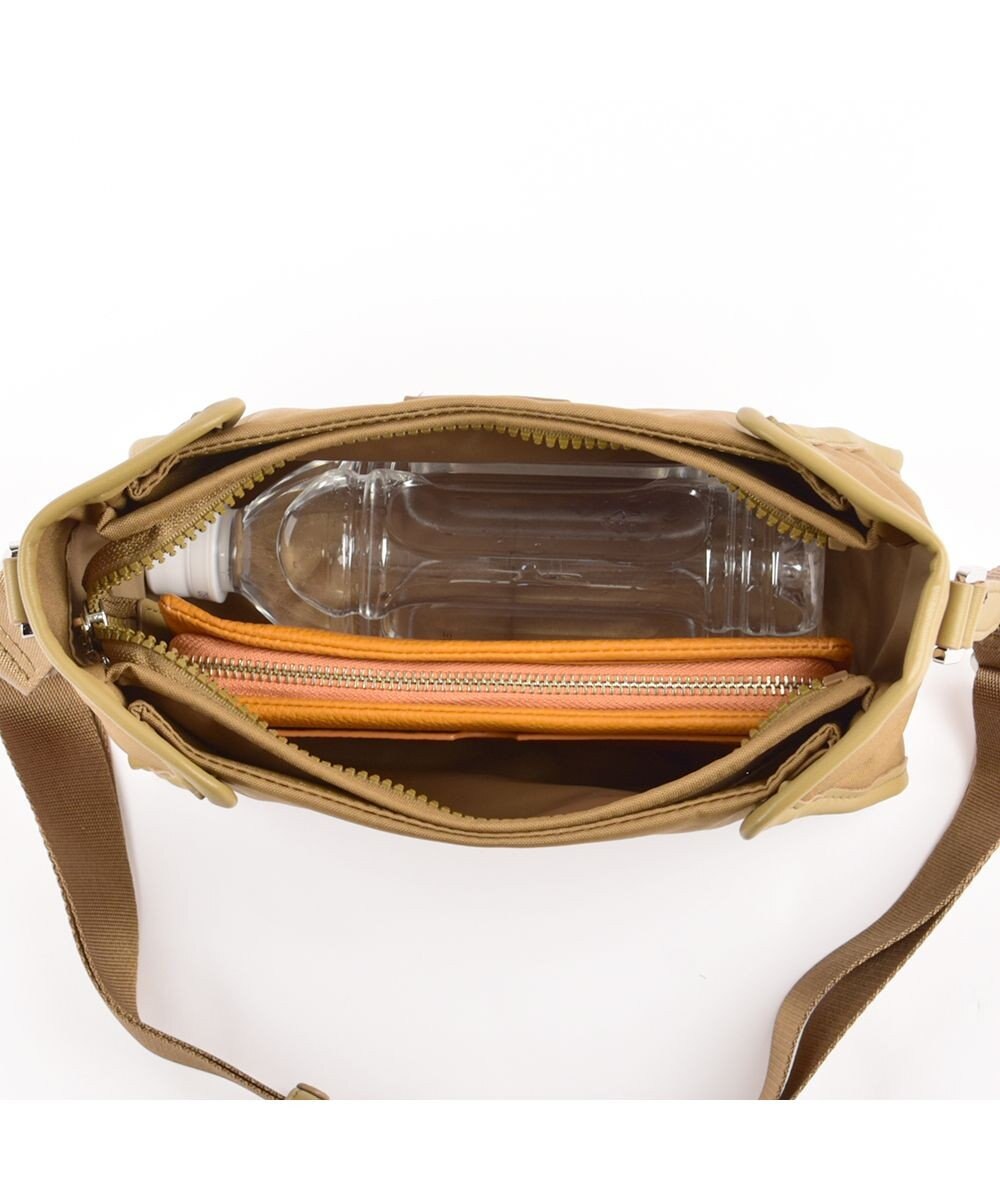 Y'SACCS ヒートエンボス ポルカドットポシェット 