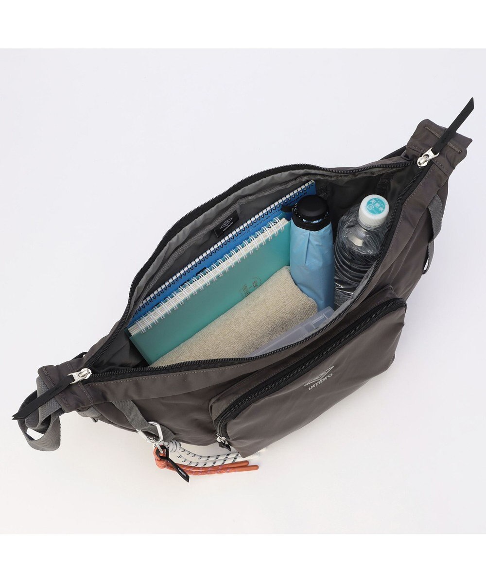 ACE BAGS & LUGGAGE umbro ラウンドショルダーバッグ 6W13 20313 アンブロ 