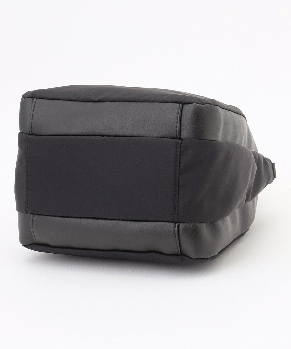 Y'SACCS スクエアすっきりトート SSサイズ 