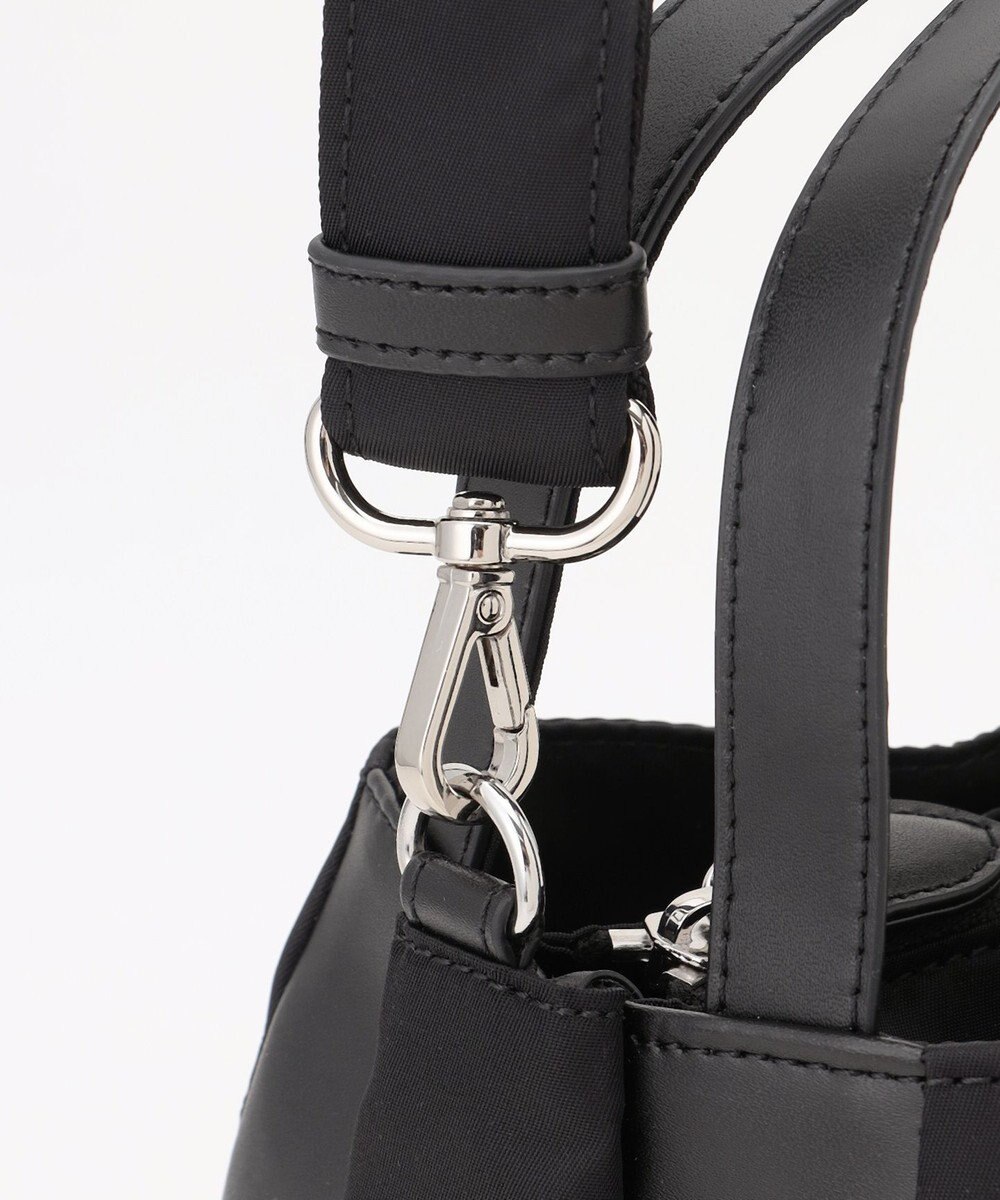 Y'SACCS スクエアすっきりトート SSサイズ 