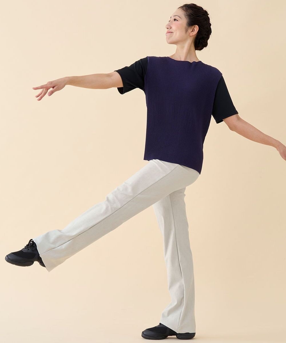 Chacott エレガンスブーツカットパンツ 