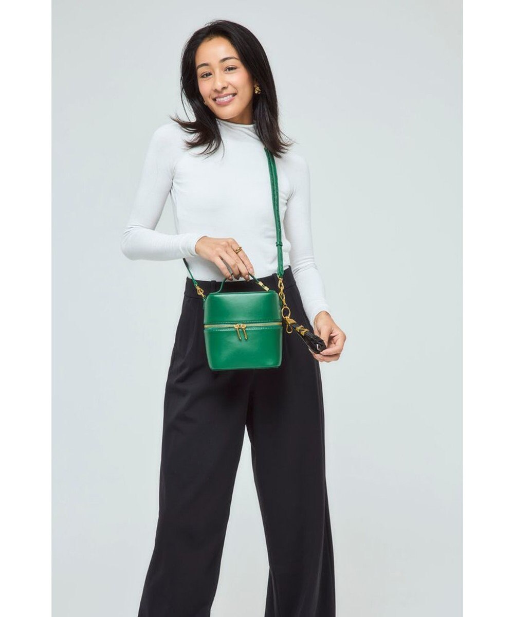 style code 【VerdeVari/ヴェルデヴァリ】バニティバッグ 