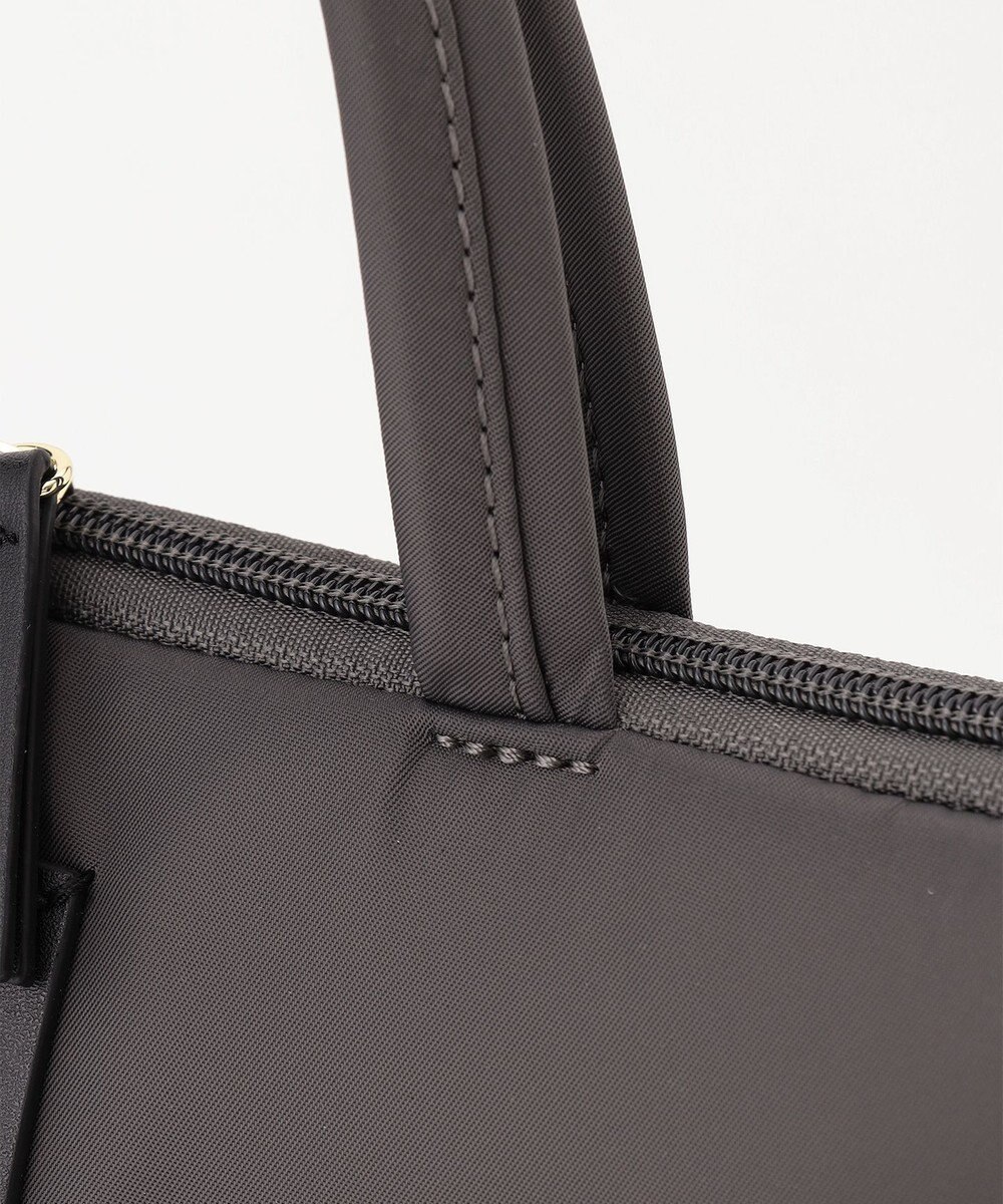 J.PRESS LADIES 【WEB限定・PC収納可・2way】ナイロン ショルダー付き PCケース 