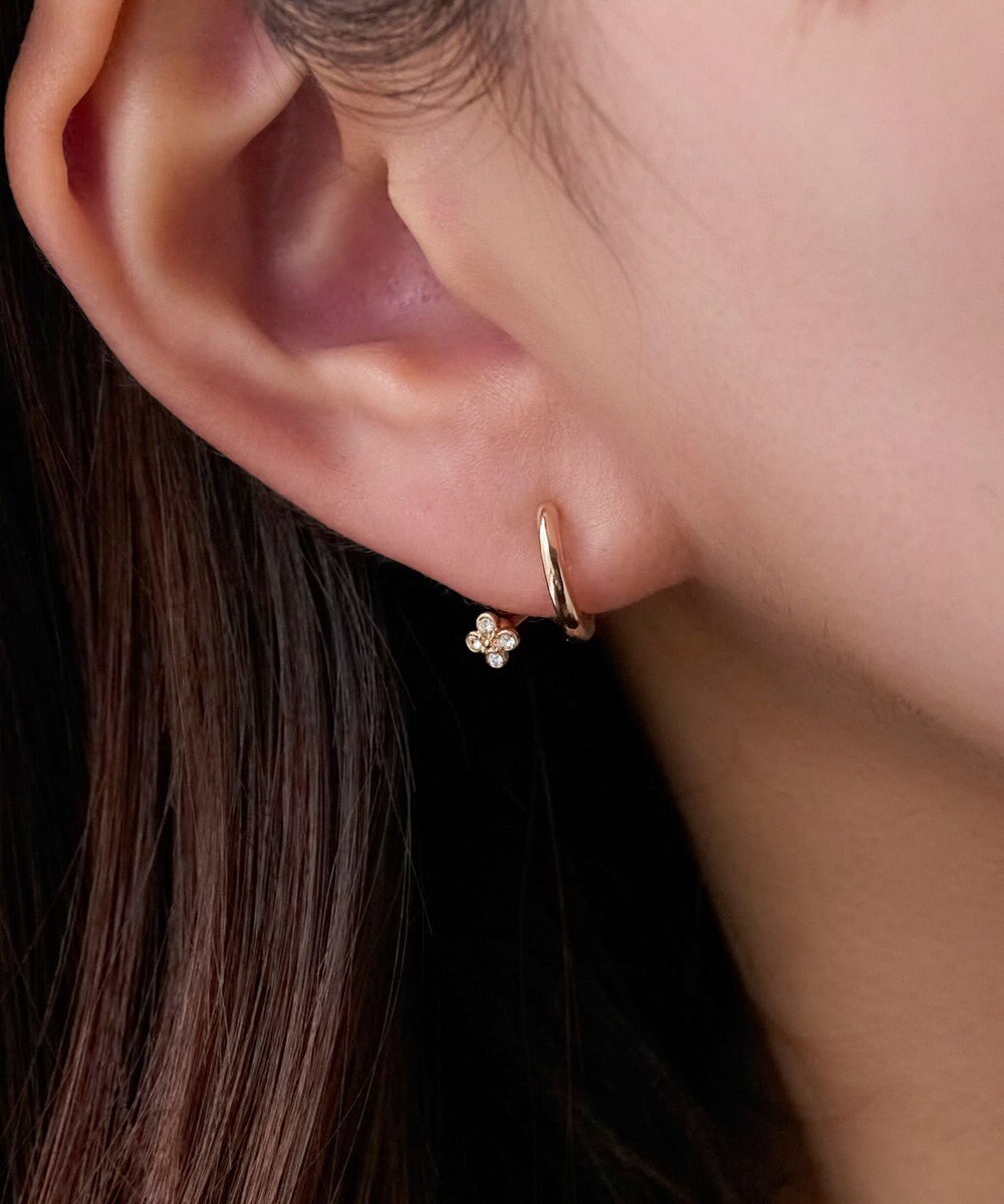 Phoebe 【金属アレルギー対応】【痛くないシリーズ】フラワービジューフロートライトフィットイヤリング　シャンパンゴールド 