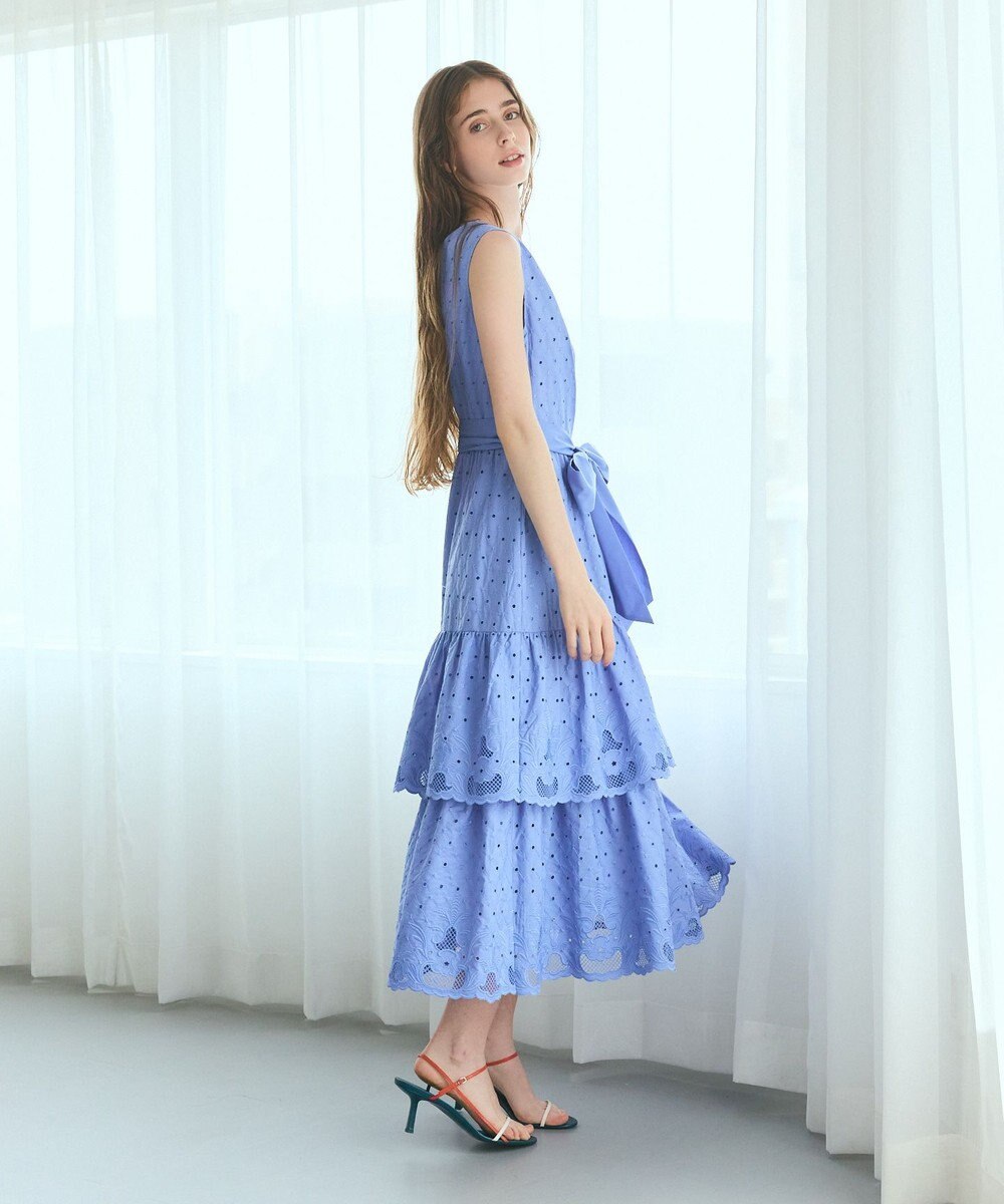 GRACE CONTINENTAL カットワークembドレス 