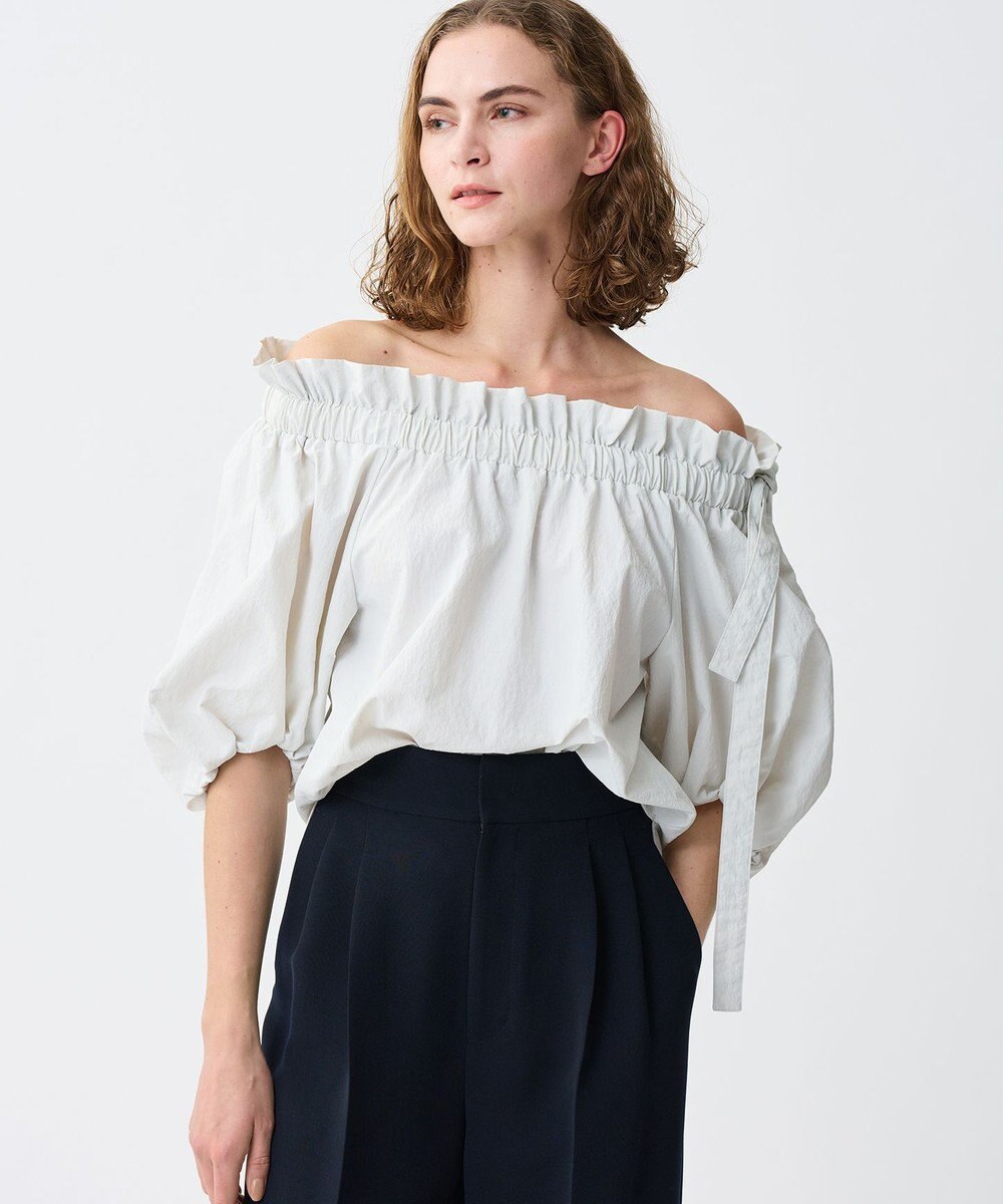 uncrave ライトプルーフナイロン オフショルブラウス 