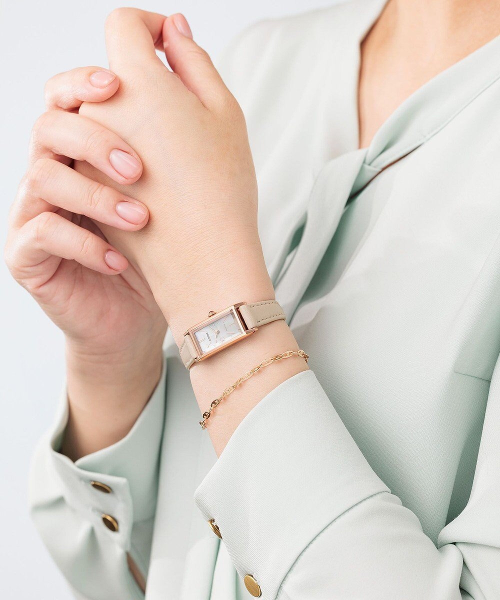 CITIZEN 【ECサイト限定】上品なエクリュベージュ クラシカルな雰囲気  電池交換不要 