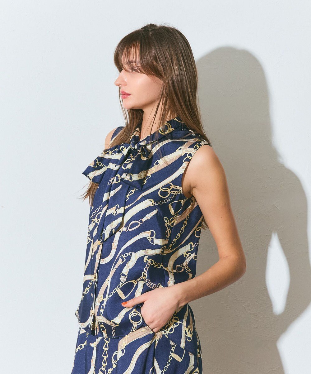 GRACE CONTINENTAL チェーンプリントボウタイブラウス 