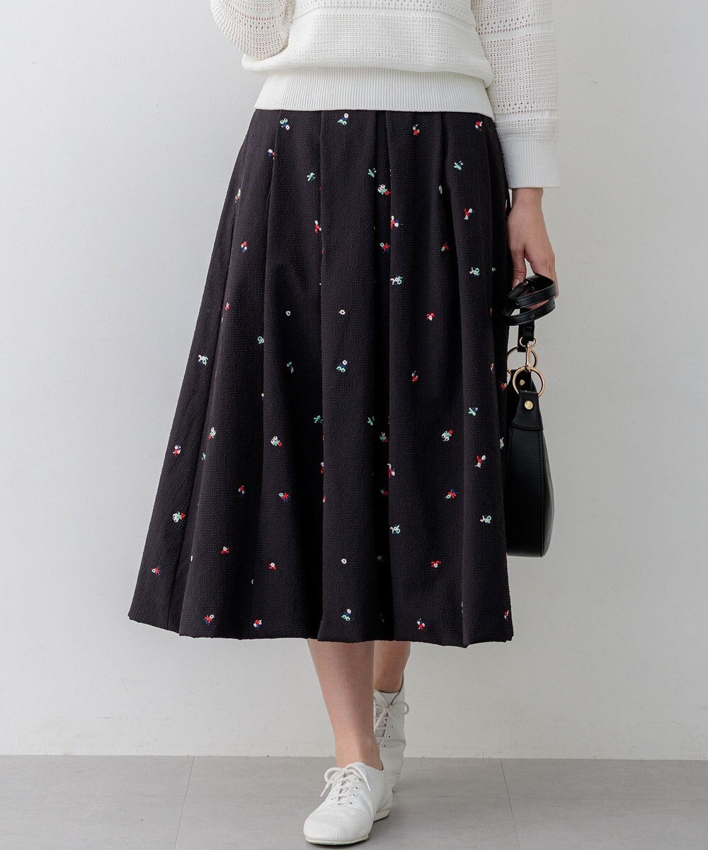 組曲 【WEB限定】ミニフラワーエンブロイダリー スカート 