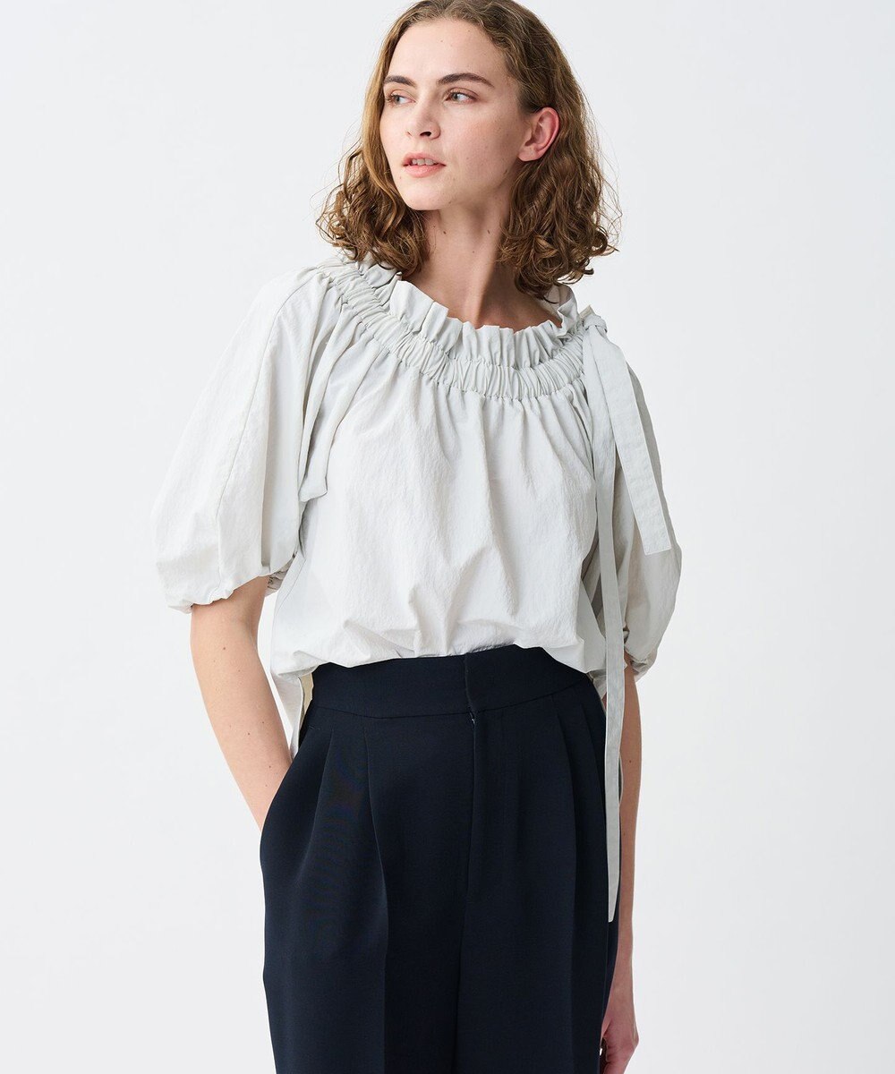 uncrave ライトプルーフナイロン オフショルブラウス 