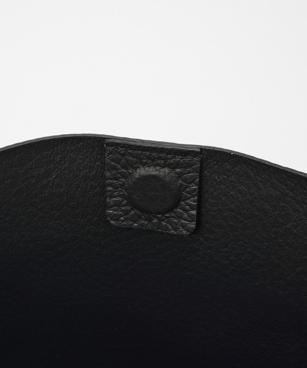 IACUCCI ルオータ ミディアムショルダー ALCE 