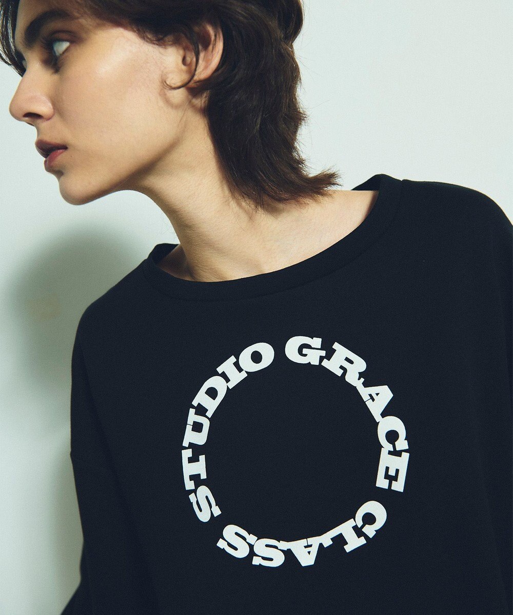 GRACE CONTINENTAL フロッキーロゴプリントトップ 