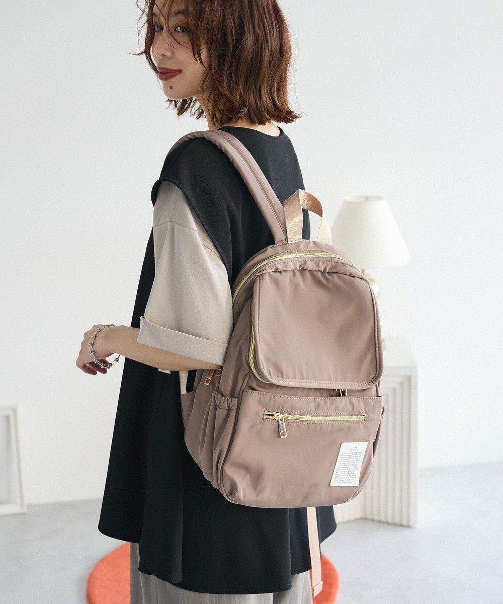 Green Parks ａｎｄｍｉｋｋａ．１０ポケット２層リュック 