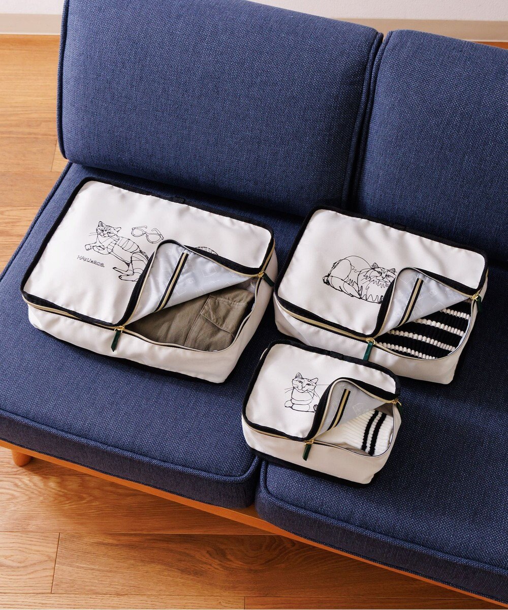 ACE BAGS & LUGGAGE HAyU × ace. トラベルポーチ Mサイズ 猫柄 17822 