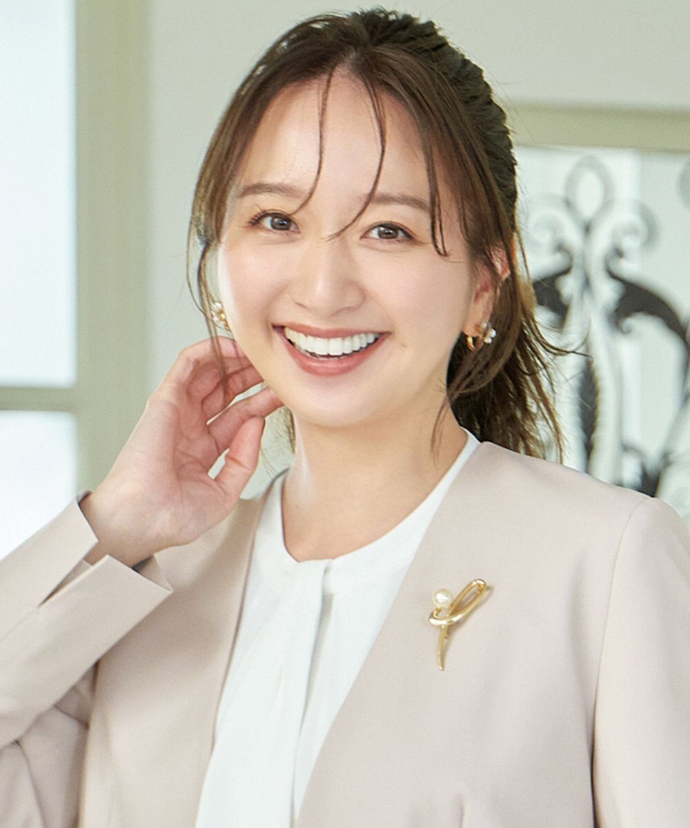 ANY メタルブローチ 