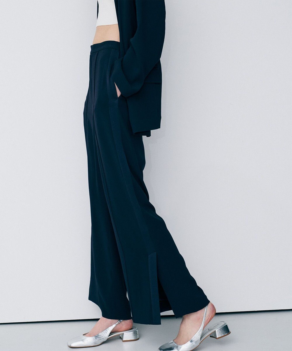 uncrave バックサテンジョーゼット フレアパンツ 