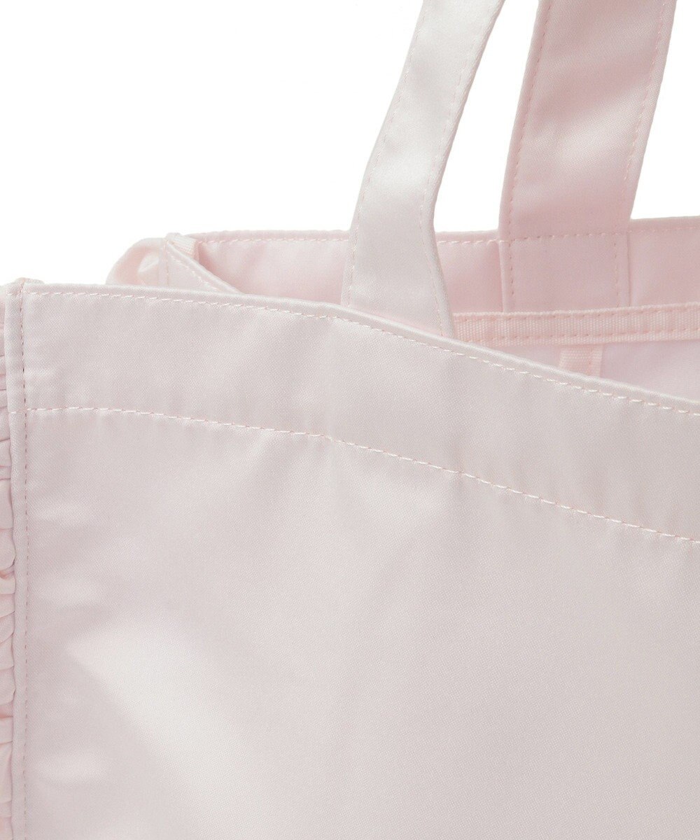 Maison de FLEUR サテンフリルスクエアトートバッグ 