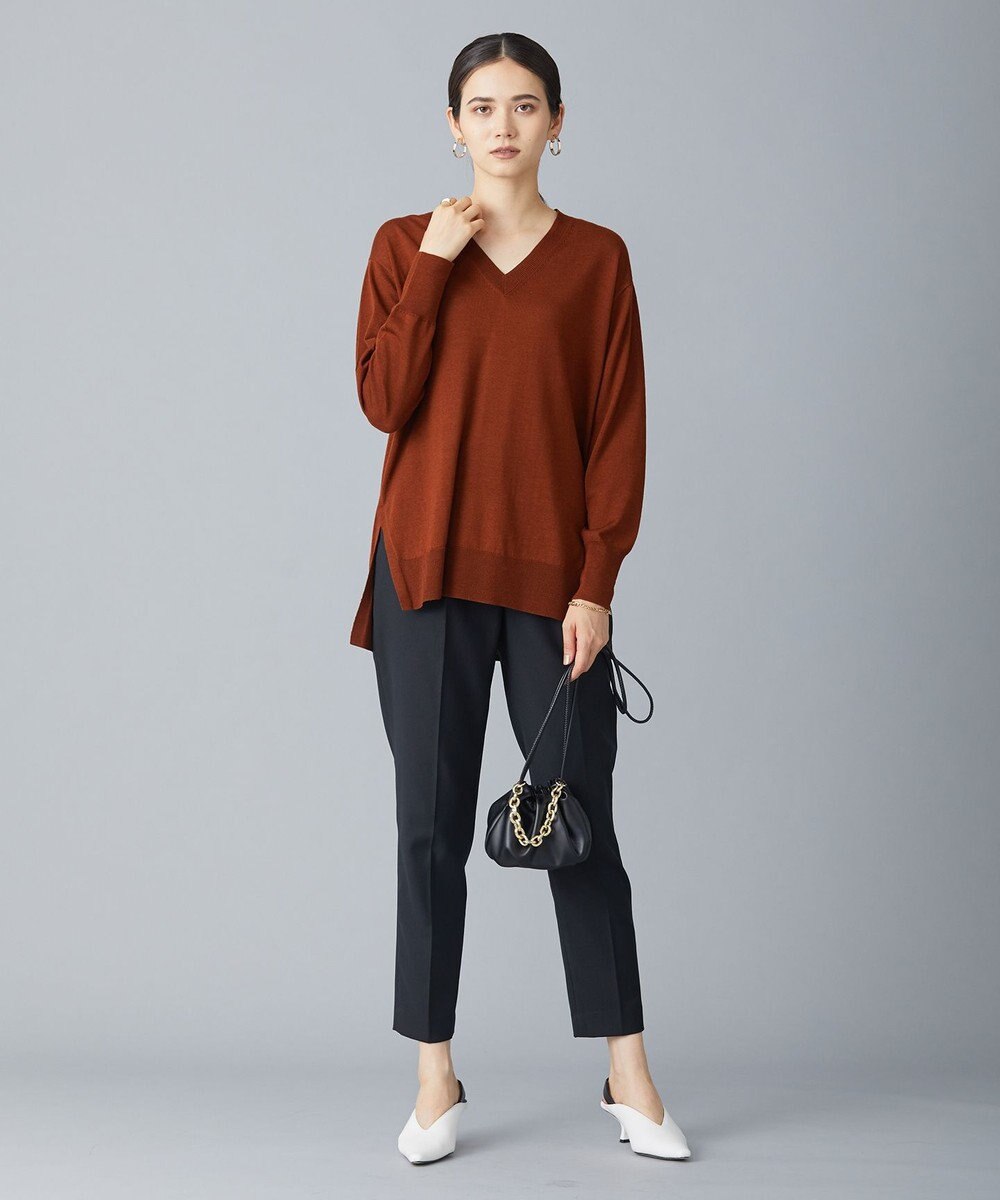 ICB 【洗える】 コンパクトウール Vネックプルオーバー 