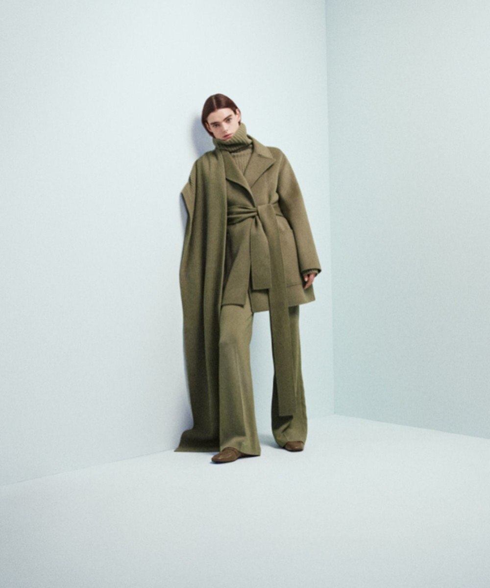 JOSEPH コンフォートキャディ　フレアートラウザーズ 