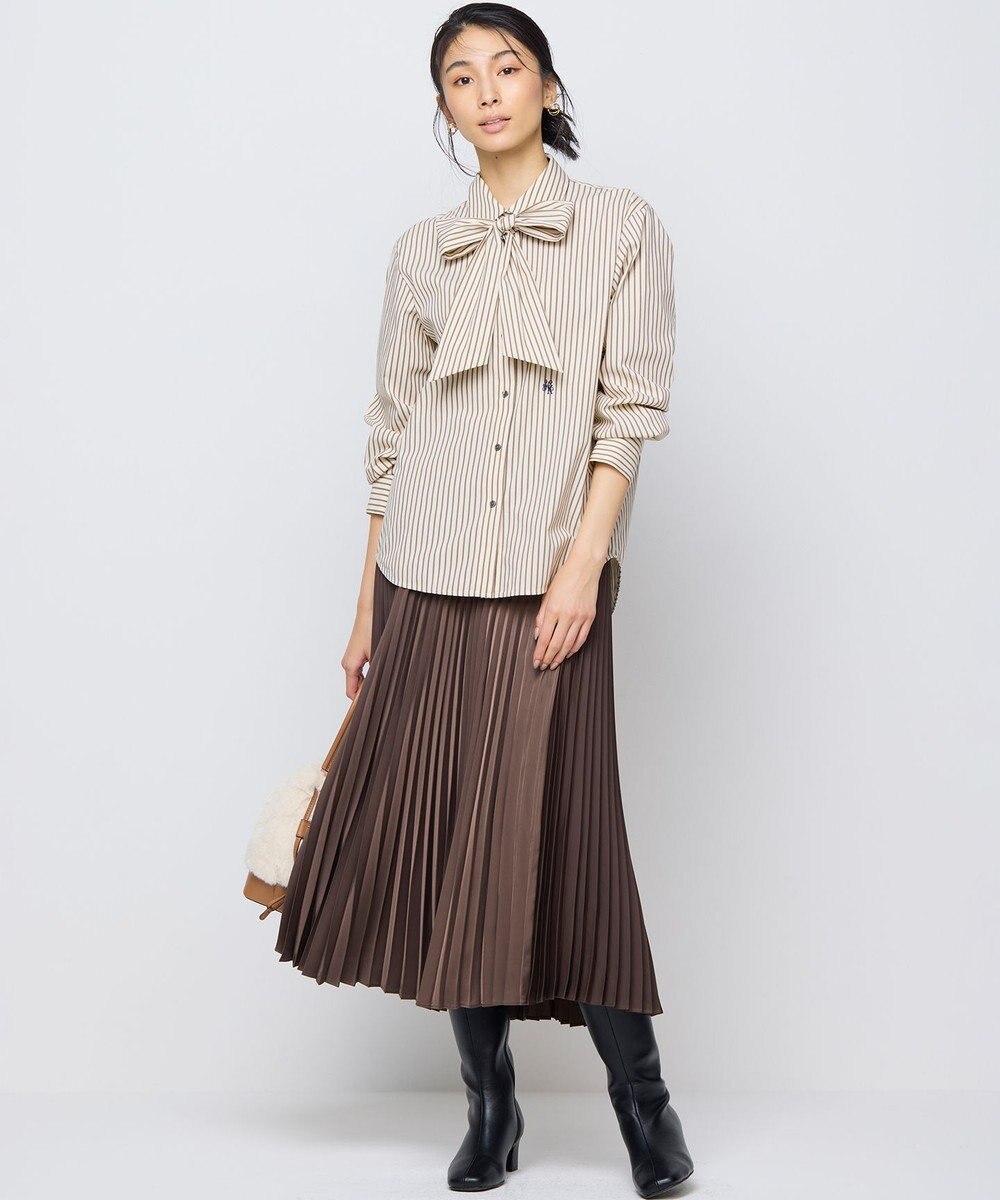 組曲 レザーライクサテン プリーツスカート 