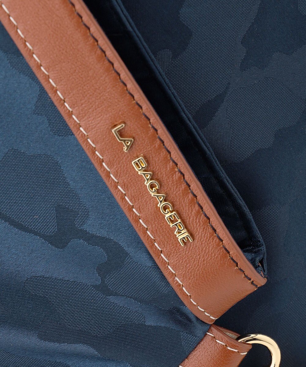 LA BAGAGERIE カモフラジャカード はっ水スマートリュック 